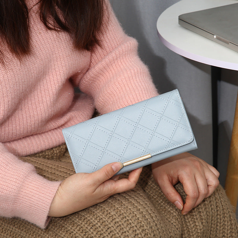 Embroidery Rhombus Clutch Walle