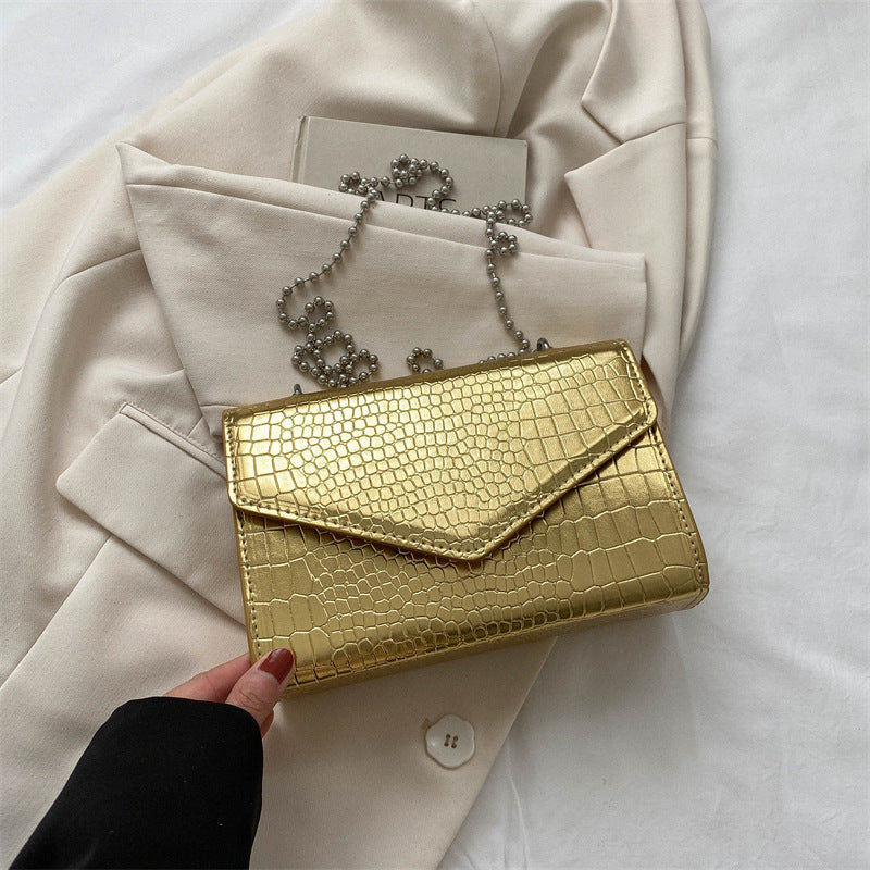 elegance simple yet fashionable handbag.